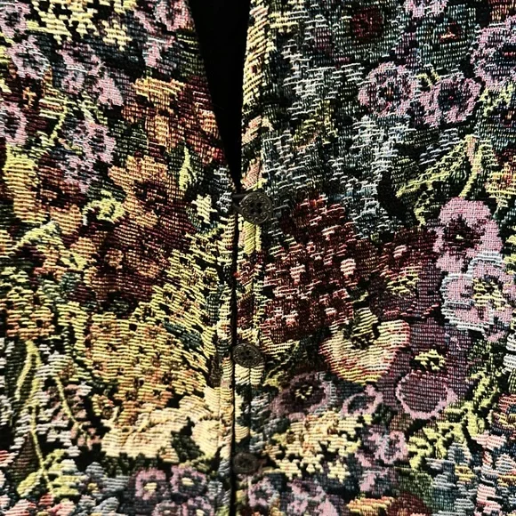Floral Tapestry Vest Women’s XL - Picture 3 of 4